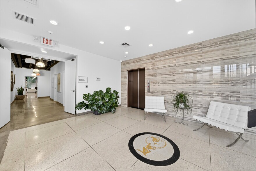 More Photos Of 7630 Biscayne Blvd, Miami Office For Lease