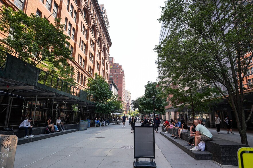 More Photos Of 137 E 25th St, New York Office For Lease