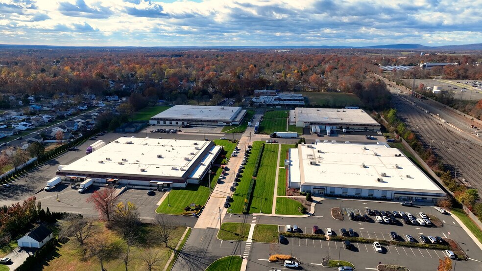 Primary Photo Of 1 Johnson Dr, Raritan Unknown For Lease