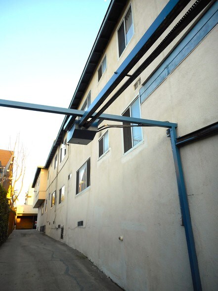 More Photos Of 234 S Normandie Ave, Los Angeles Apartments For Sale