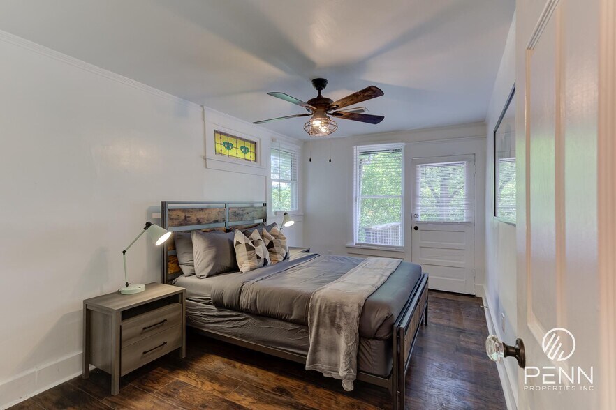 More Photos Of 2033 Young Ave, Memphis Multifamily For Sale