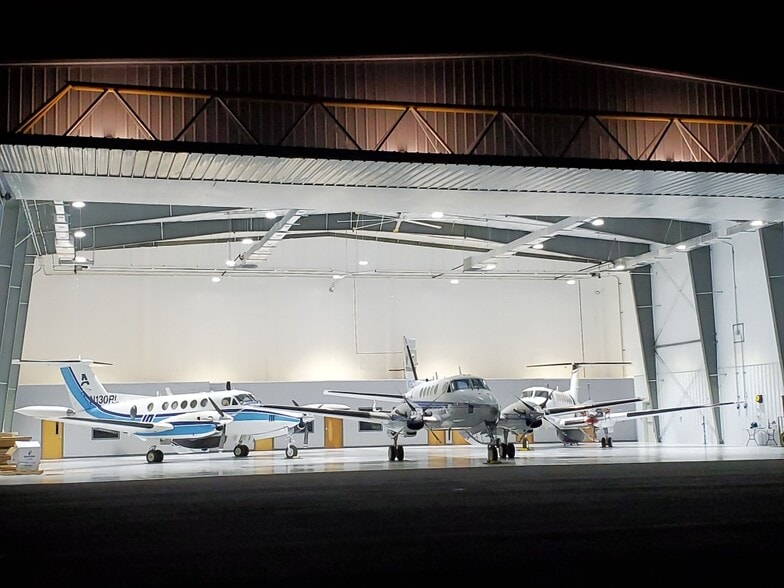 More Photos Of 44191 Airport Rd, California Office For Lease