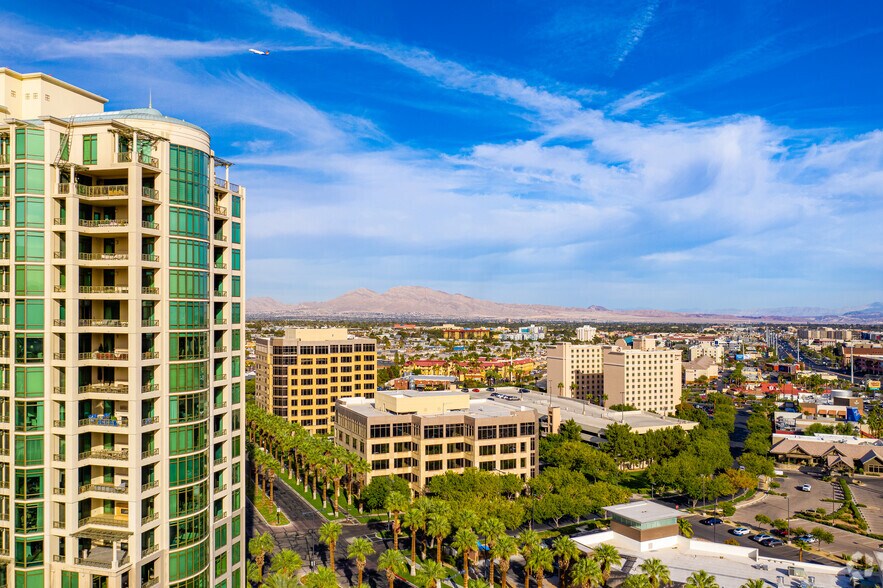 More Photos Of 3753-3993 Howard Hughes Pky, Las Vegas Unknown For Lease