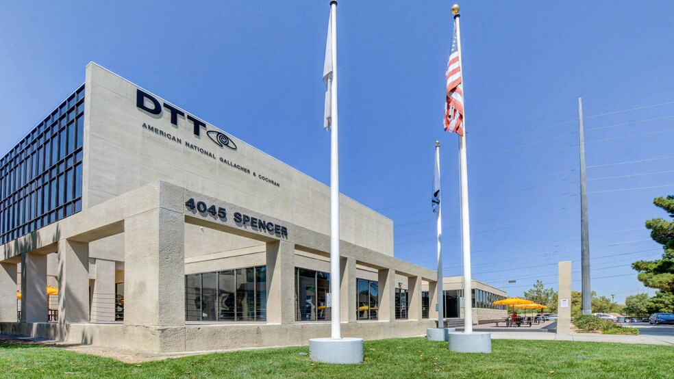 More Photos Of 4045 Spencer St, Las Vegas Office For Lease