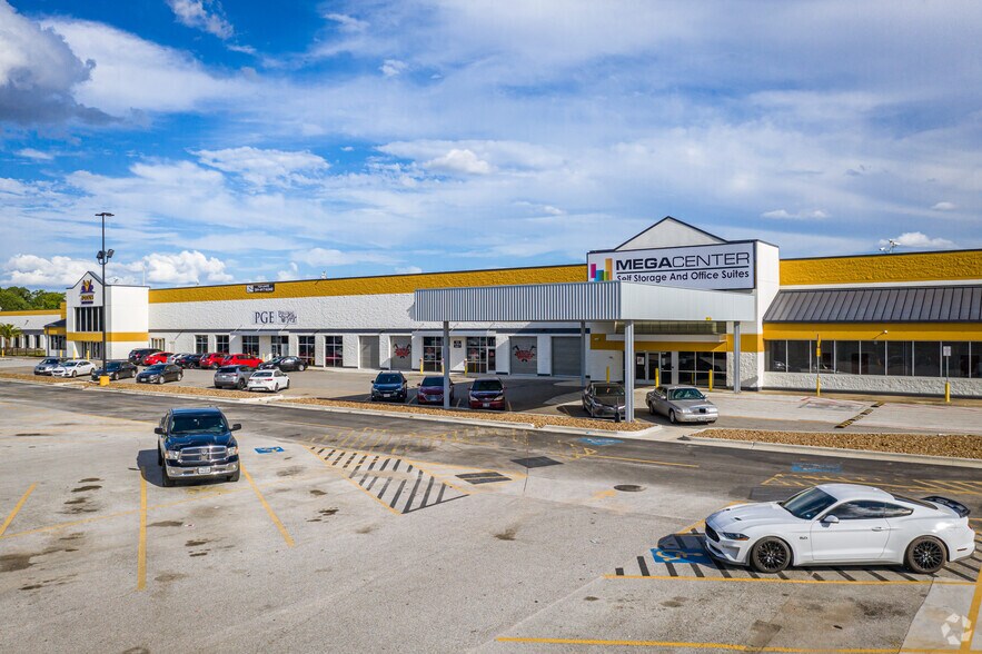 More Photos Of 7075 Fm 1960 Rd W, Houston Unknown For Lease