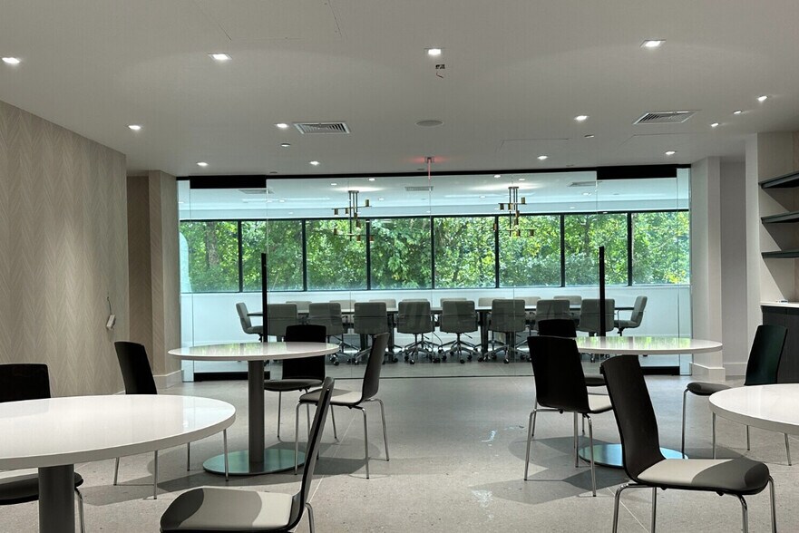 More Photos Of 710 Route 46 E, Fairfield Office For Sale