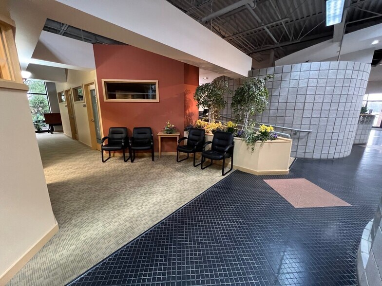 More Photos Of 634 Alpha Dr, Pittsburgh Office For Lease