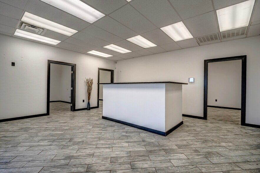 More Photos Of 1831 Industrial Blvd, Norman Service For Sale