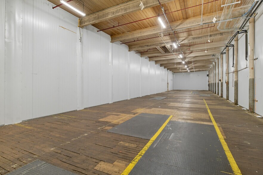 More Photos Of 122 Pleasant St, Easthampton Industrial For Lease