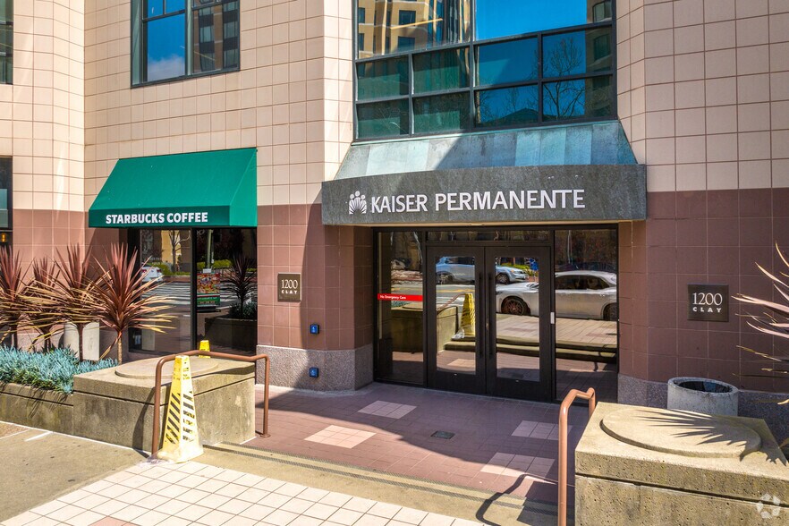 More Photos Of 499 14th St, Oakland Unknown For Lease