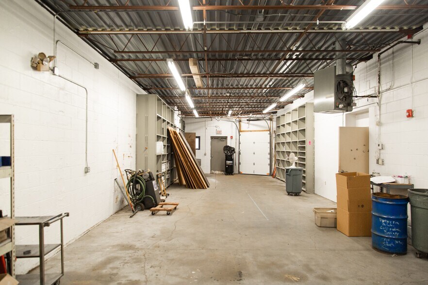 More Photos Of 24 Greco Ln, Warwick Manufacturing For Lease