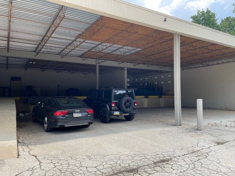 More Photos Of 2 Portland Rd, Conshohocken Warehouse For Sale