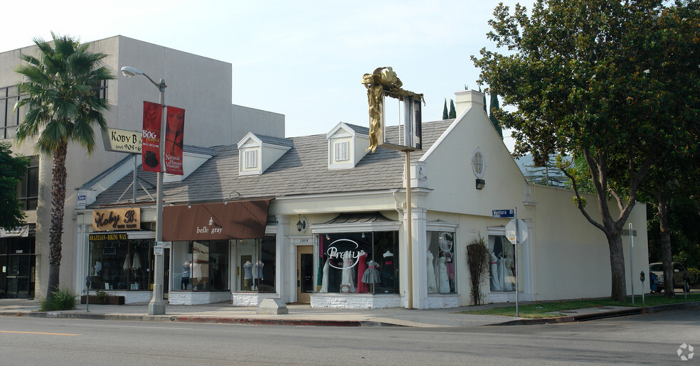 Primary Photo Of 13810-13814 Ventura Blvd, Sherman Oaks Storefront For Lease