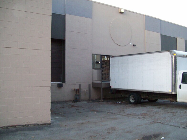 More Photos Of 8741 Ashwood Dr, Capitol Heights Warehouse For Lease