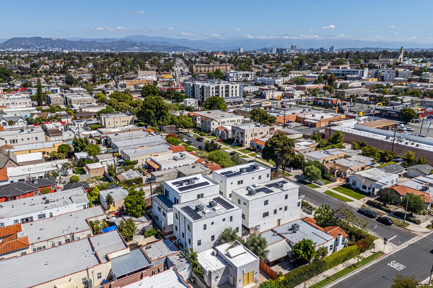 More Photos Of 2847 S Victoria Ave, Los Angeles Multifamily For Sale