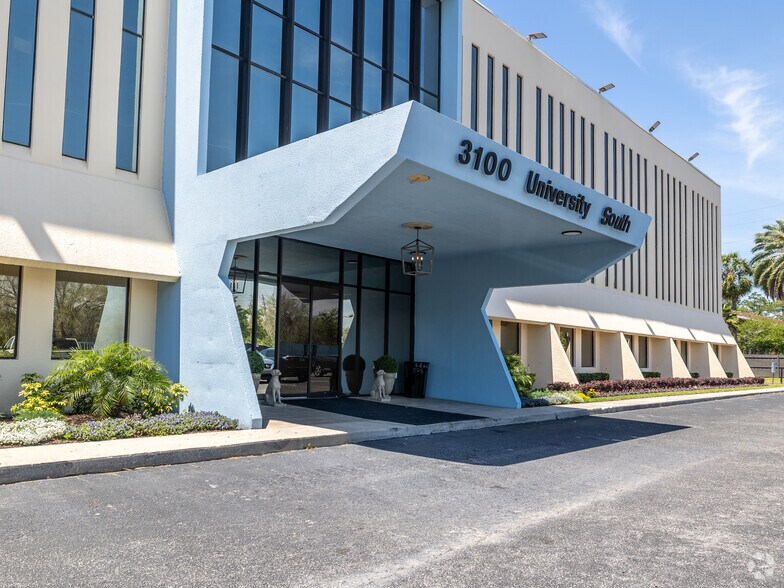 More Photos Of 3100 S University Blvd, Jacksonville Medical For Lease