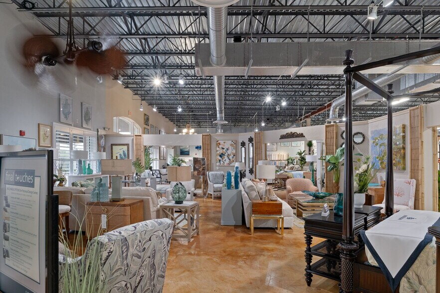 More Photos Of 97 W Gulf To Lake Hwy, Lecanto Freestanding For Sale