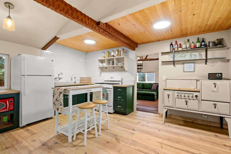 More Photos Of 33556 Fern Trail, Palomar Mountain Land For Sale