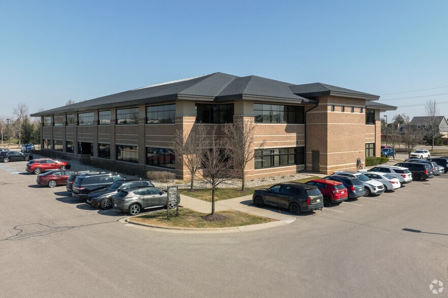 More Photos Of 39475 Lewis Dr, Novi Medical For Lease
