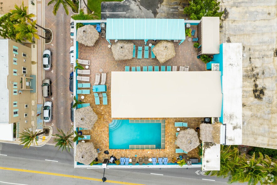 More Photos Of 1215 N Ocean Dr, Hollywood Hotel For Sale