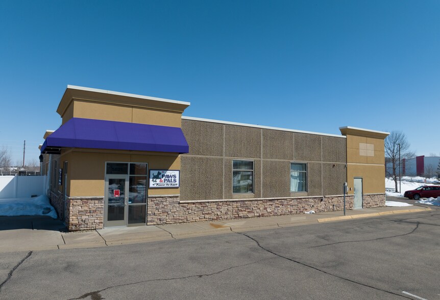 Primary Photo Of 5821 Industrial Ln SE, Prior Lake Veterinarian Kennel For Sale