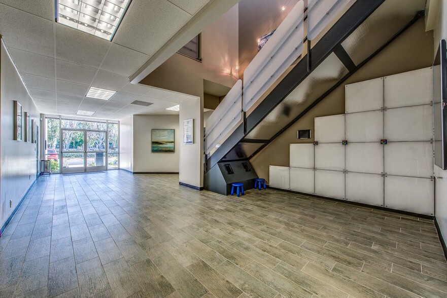 More Photos Of 1301 E Orangewood Ave, Anaheim Office For Sale