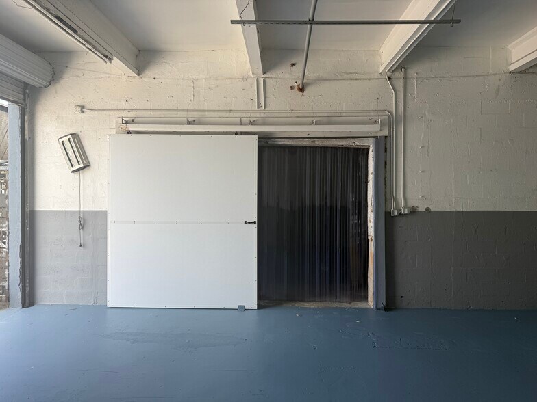 More Photos Of 743-749 NW 23rd St, Miami Food Processing For Lease