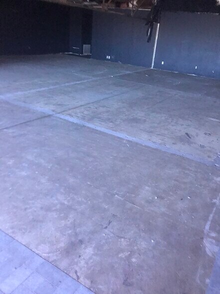 More Photos Of 210 S 4th St, Chickasha Unknown For Lease