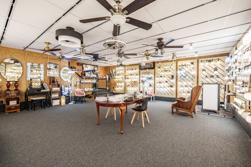 More Photos Of 2511 Boston Rd, Wilbraham Freestanding For Sale