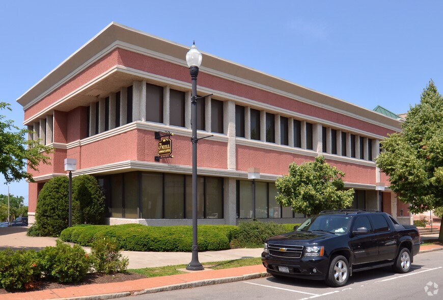 Primary Photo Of 133-135 Main St, Lockport Office For Lease