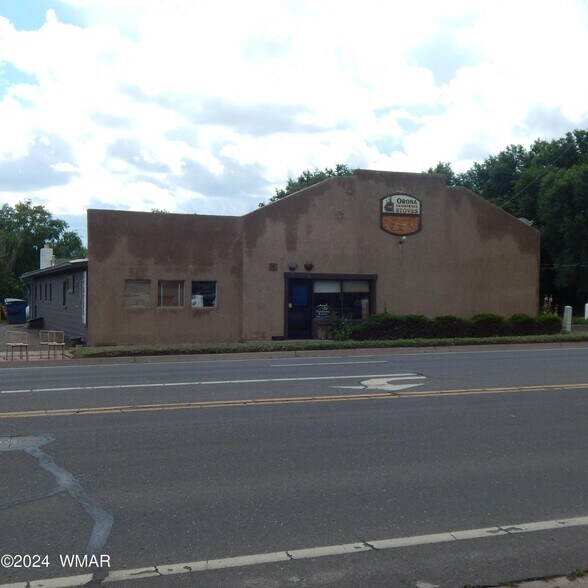 Primary Photo Of 89 N Main St, Eagar General Retail For Sale