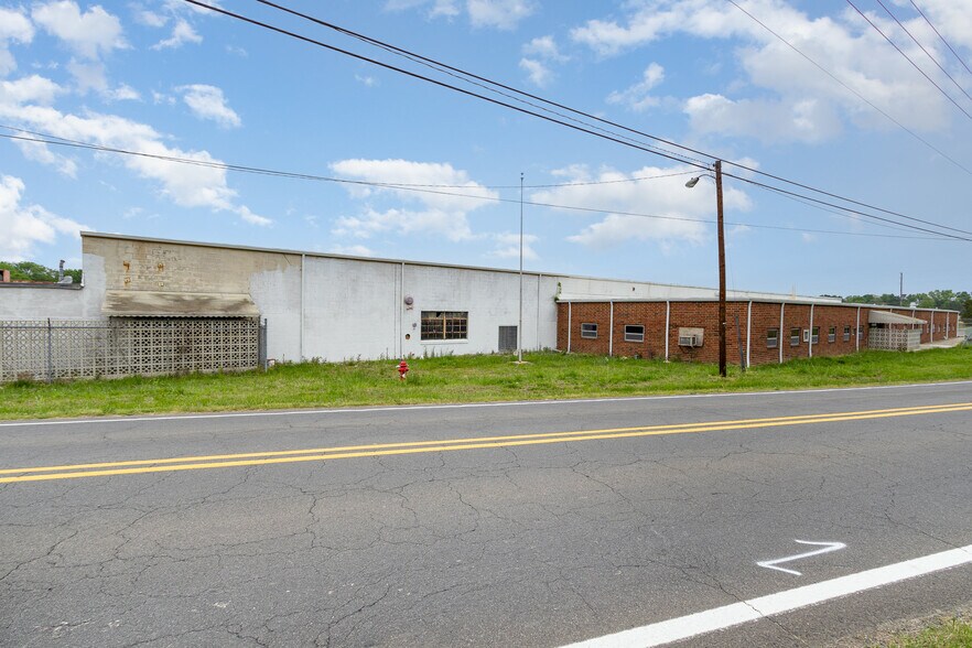More Photos Of 2300 Old Durham Rd, Roxboro Warehouse For Sale