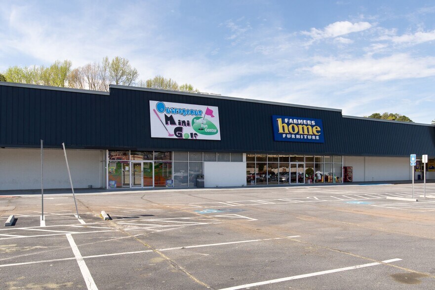 More Photos Of , Dallas General Retail For Sale