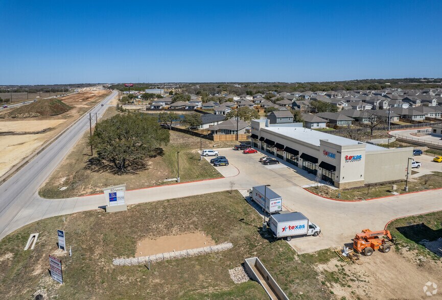 More Photos Of 1633 Highway 183, Leander Freestanding For Lease