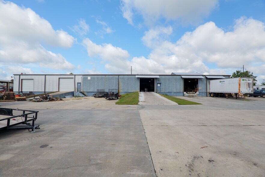 More Photos Of 125 Blanchard St, Valdosta Warehouse For Sale