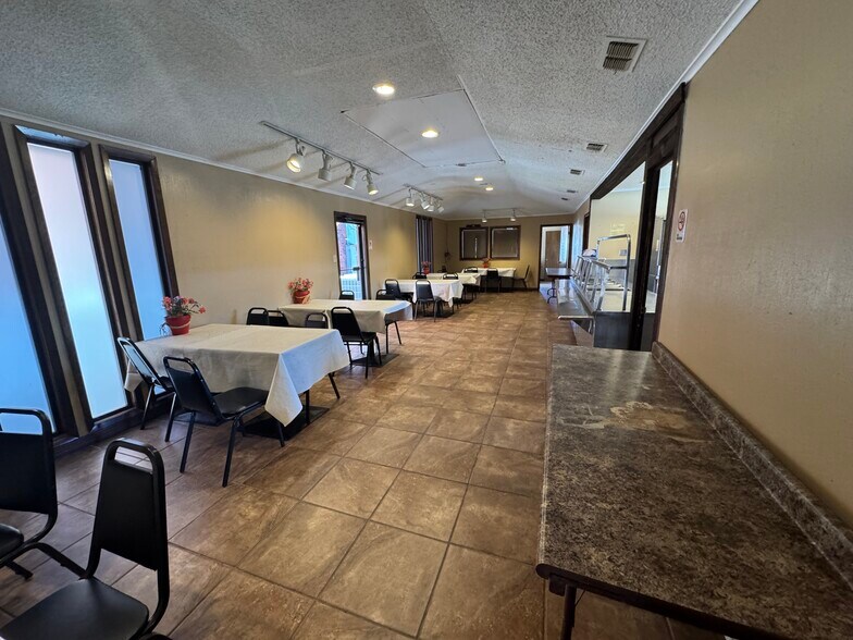 More Photos Of 10408 State Highway 64 E, Tyler Theater Concert Hall For Sale