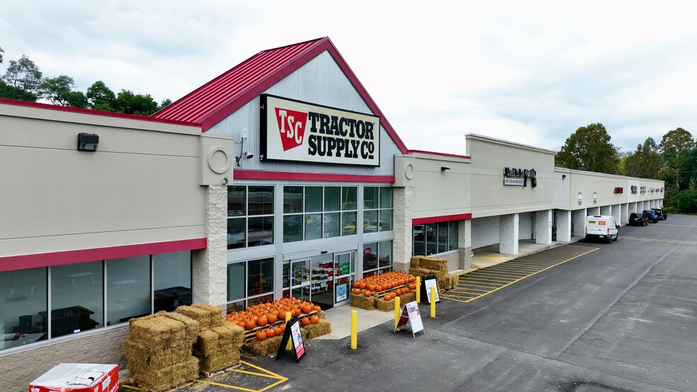 Primary Photo Of 55 Sugar Run Rd, Waynesburg Freestanding For Sale