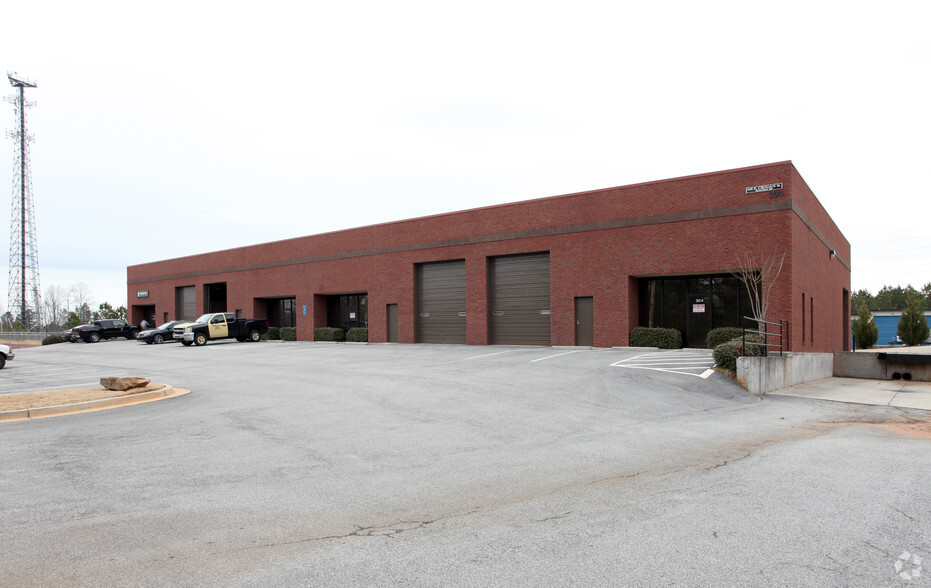 Primary Photo Of 248 E Crogan St, Lawrenceville Warehouse For Lease