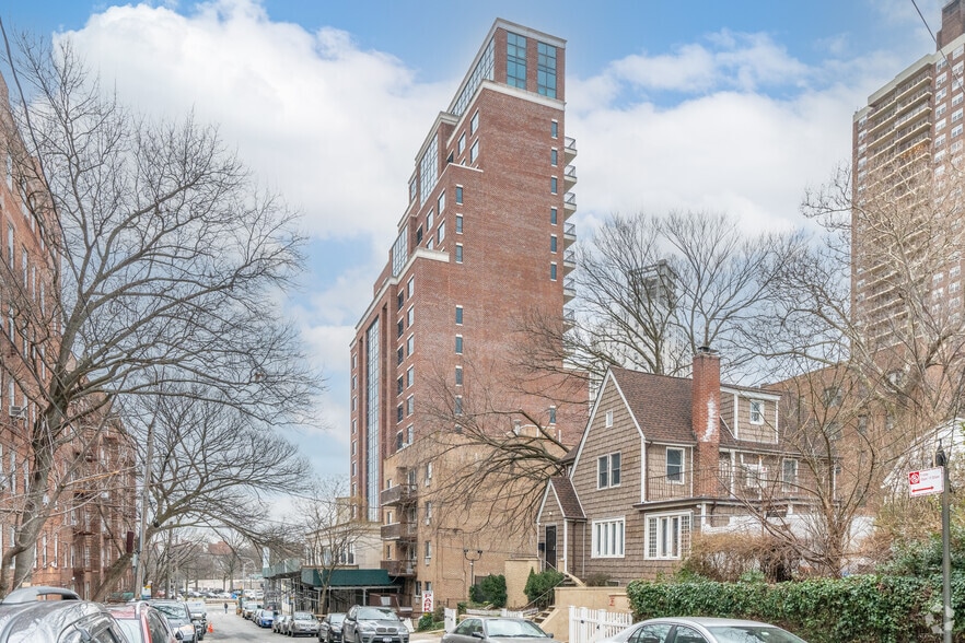 More Photos Of 12418 Queens Blvd, Jamaica Hotel For Sale