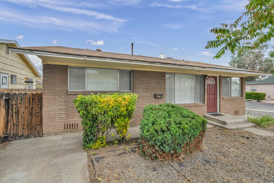 More Photos Of 908 12th St, Sparks Apartments For Sale