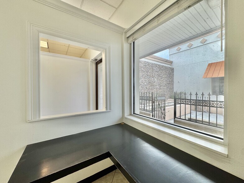 More Photos Of 1400 N Westgate Dr, Weslaco Unknown For Lease