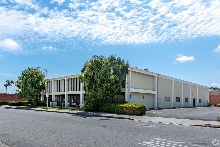 Primary Photo Of 12500 Beatrice St, Los Angeles Unknown For Lease