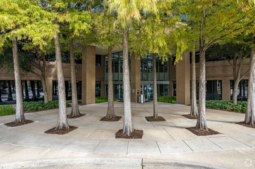 More Photos Of 801 E Campbell Rd, Richardson Office For Lease