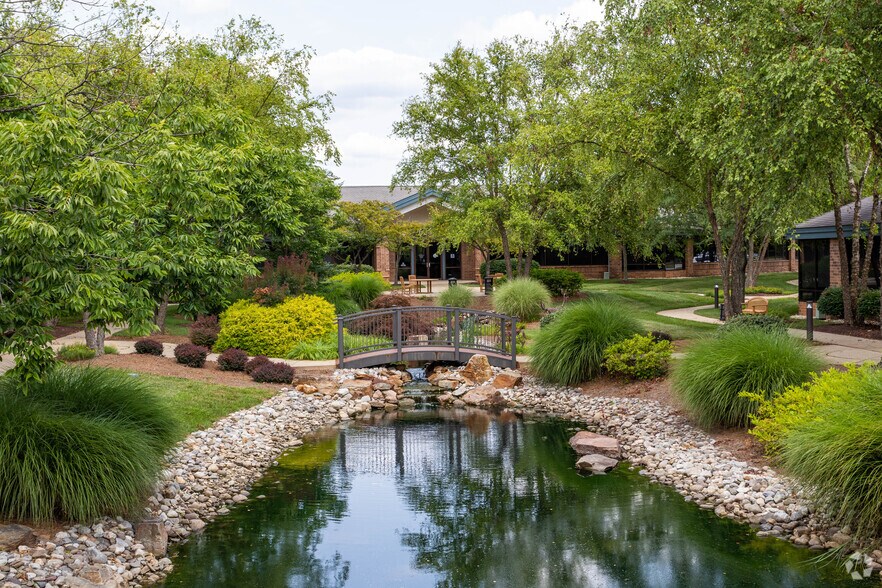 More Photos Of 6220 Old Dobbin Ln, Columbia Medical For Lease