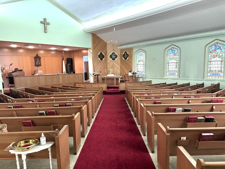 More Photos Of 120 Grand Ave, Cumberland Specialty For Sale