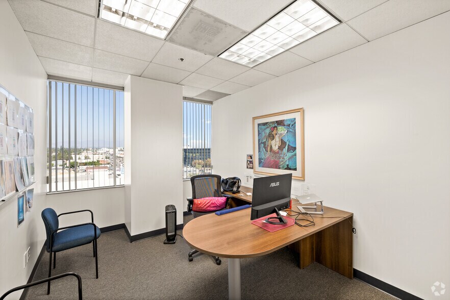 More Photos Of 5805 Sepulveda Blvd, Sherman Oaks Office For Lease