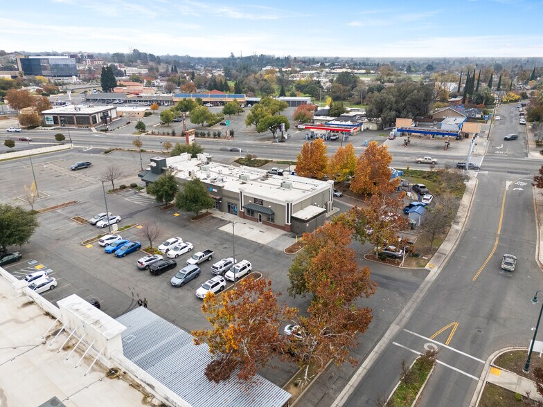 More Photos Of 2470 Oro Dam Blvd E, Oroville Freestanding For Lease