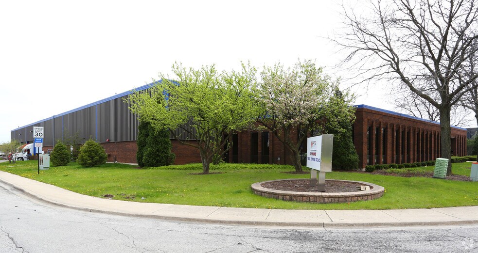 More Photos Of 1845 Tonne Rd, Elk Grove Village Manufacturing For Lease