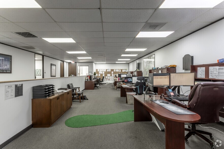 More Photos Of 15925 Morales Rd, Houston Unknown For Lease