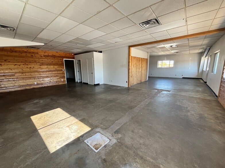 More Photos Of 4575-4577 Pecos St, Denver Flex For Lease